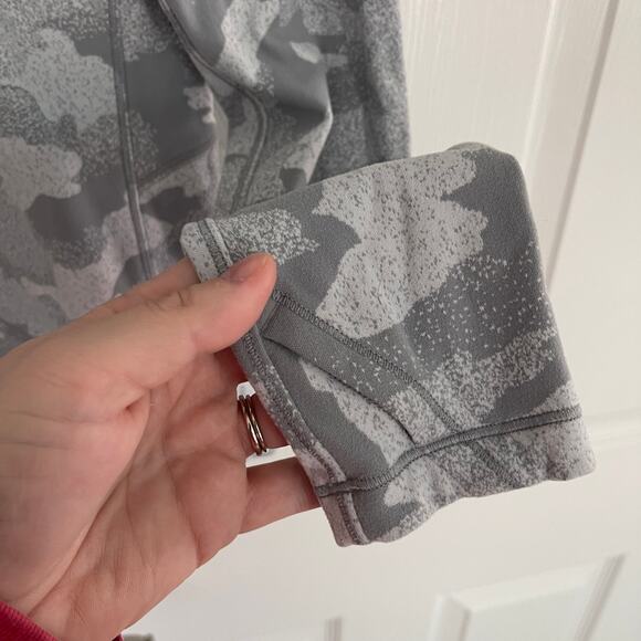 Lululemon Close to Crossing Grey Camo Rulu Long Sleeve Shirt - Picture 4 of 8